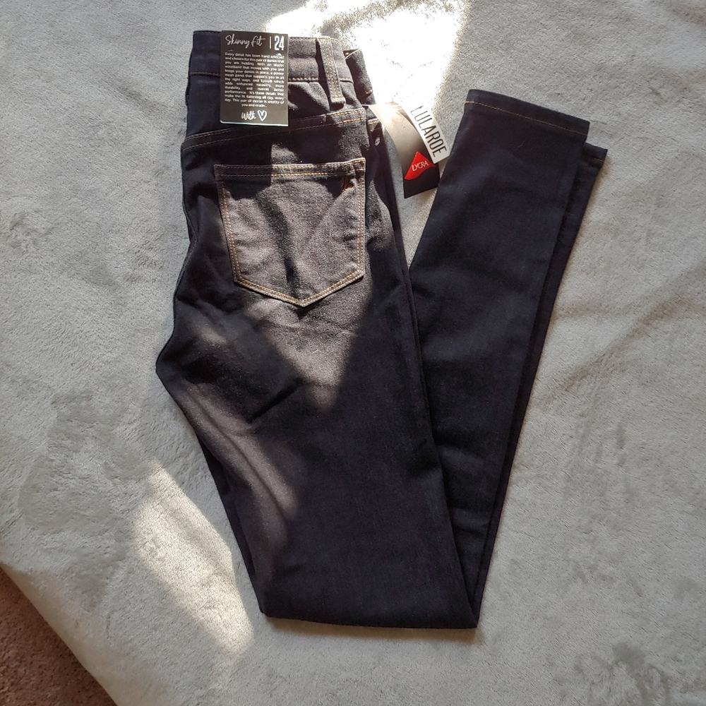 *TRADE OR SELL* NWT Dark Wash LLR Denim